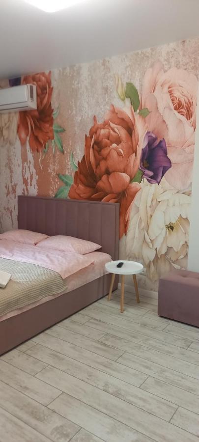 Dream Town Apartaments Біля Залізничного Вокзалу 루치크 외부 사진